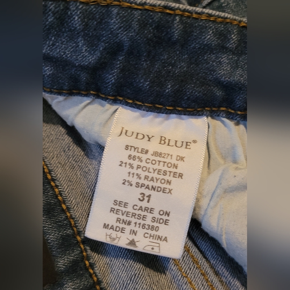 Judy Blue Relaxed Fit Dark Wash Distressed Jeans Size 31 - Picture 9 of 10